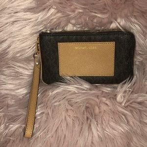 Michael kors wristlet wallet (brown/tan)
